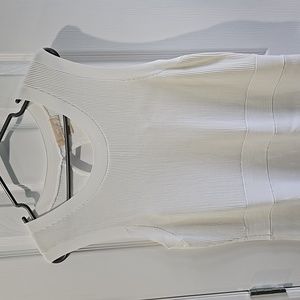 Michael Kors sleeveless dress  color off white size xl